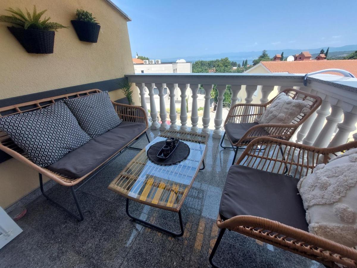Apartman Moris Malinska Exterior photo